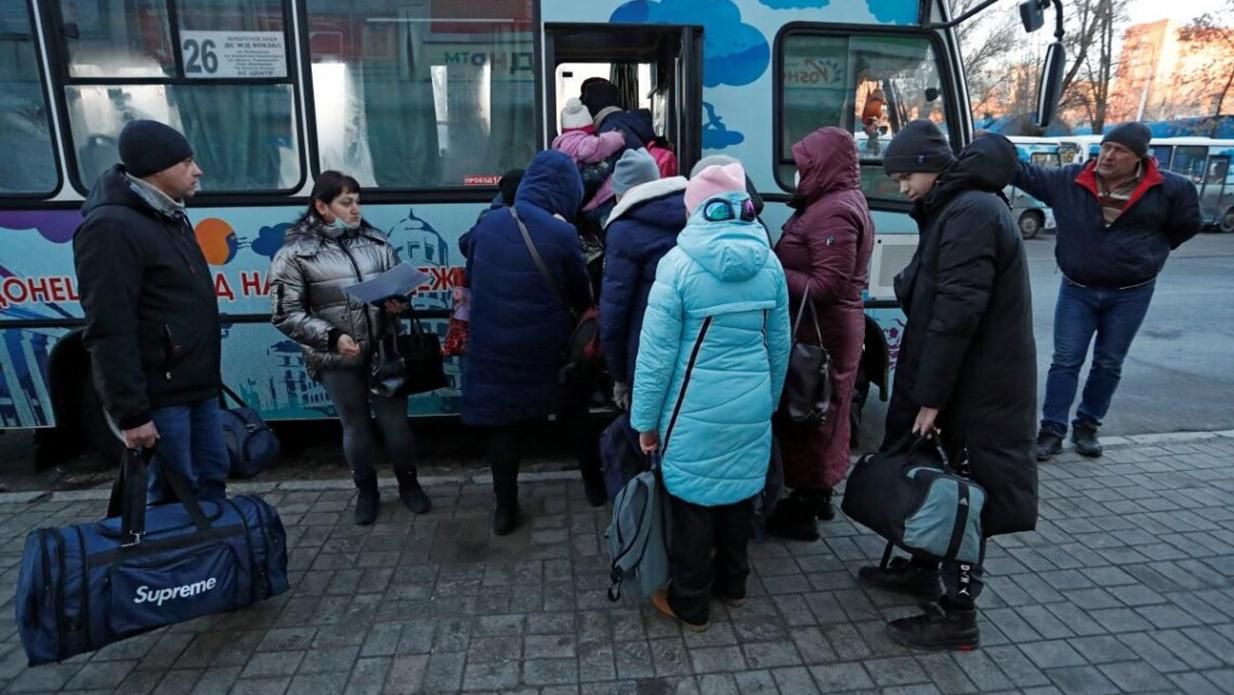 За сьогодні вдалося евакуювати майже 5 тисяч людей, – Верещук - 24 Канал За сьогодні вдалося евакуювати майже 5 тисяч людей, – Верещук - 24 Канал