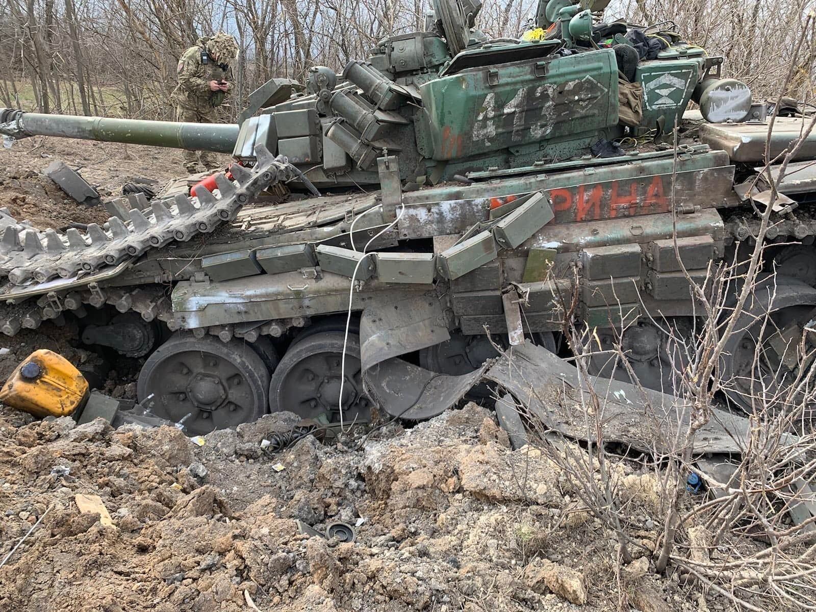 Танк против всу. Танк т-72 ВСУ. Подбитая техника ВСУ 2022. Уничтоженная техника ВСУ 2022.