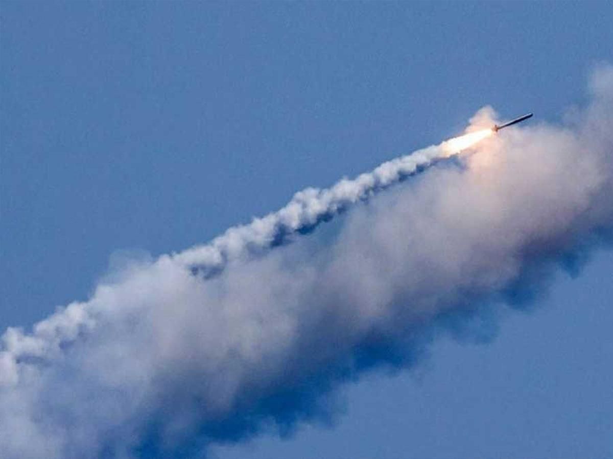 У небі над Запоріжжям сили ППО збили три ворожі ракети - 24 Канал