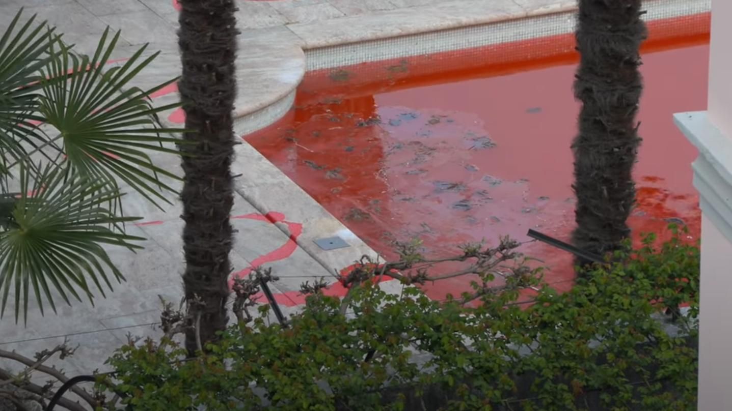 Кривавий басейн і стіни: італійська вілла пропагандиста Соловйова зазнала радикальних змін - 24 Канал Кривавий басейн і стіни: італійська вілла пропагандиста Соловйова зазнала радикальних змін - 24 Канал