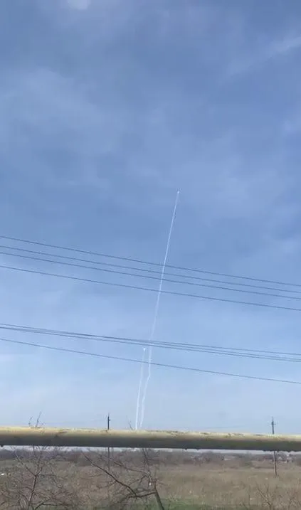 Запуск ракет у Шахтарську