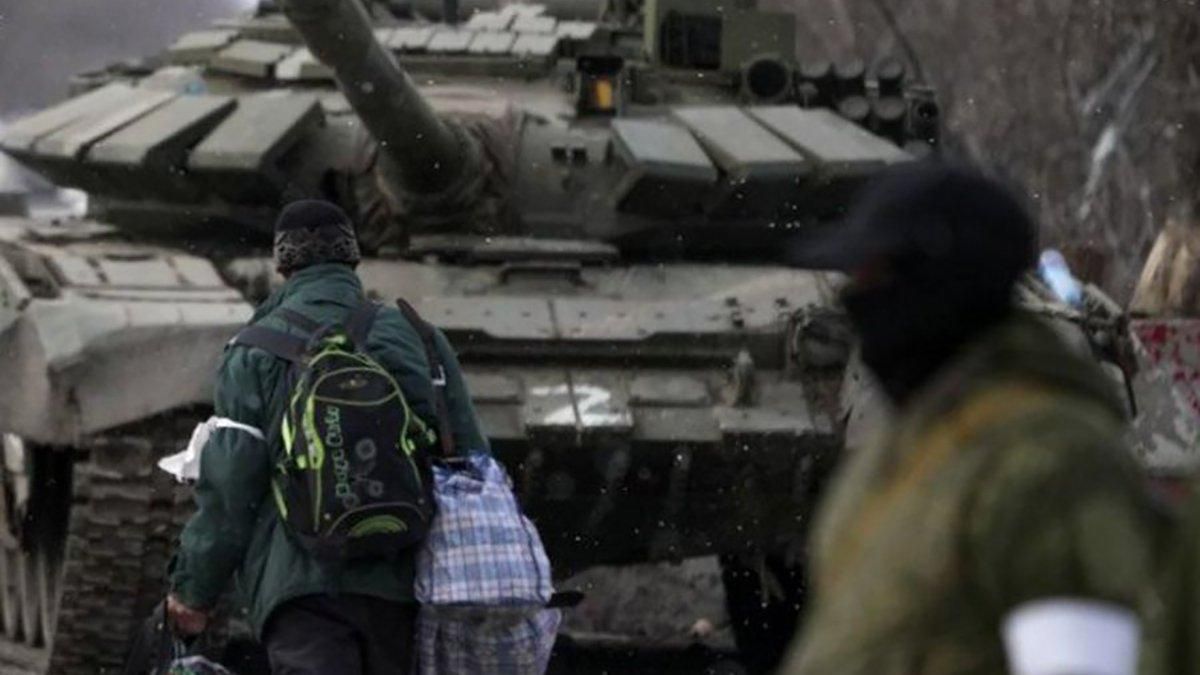 Людей вывозят в Россию, а дома обыскивают: как живут люди на оккупированной Харьковщине
