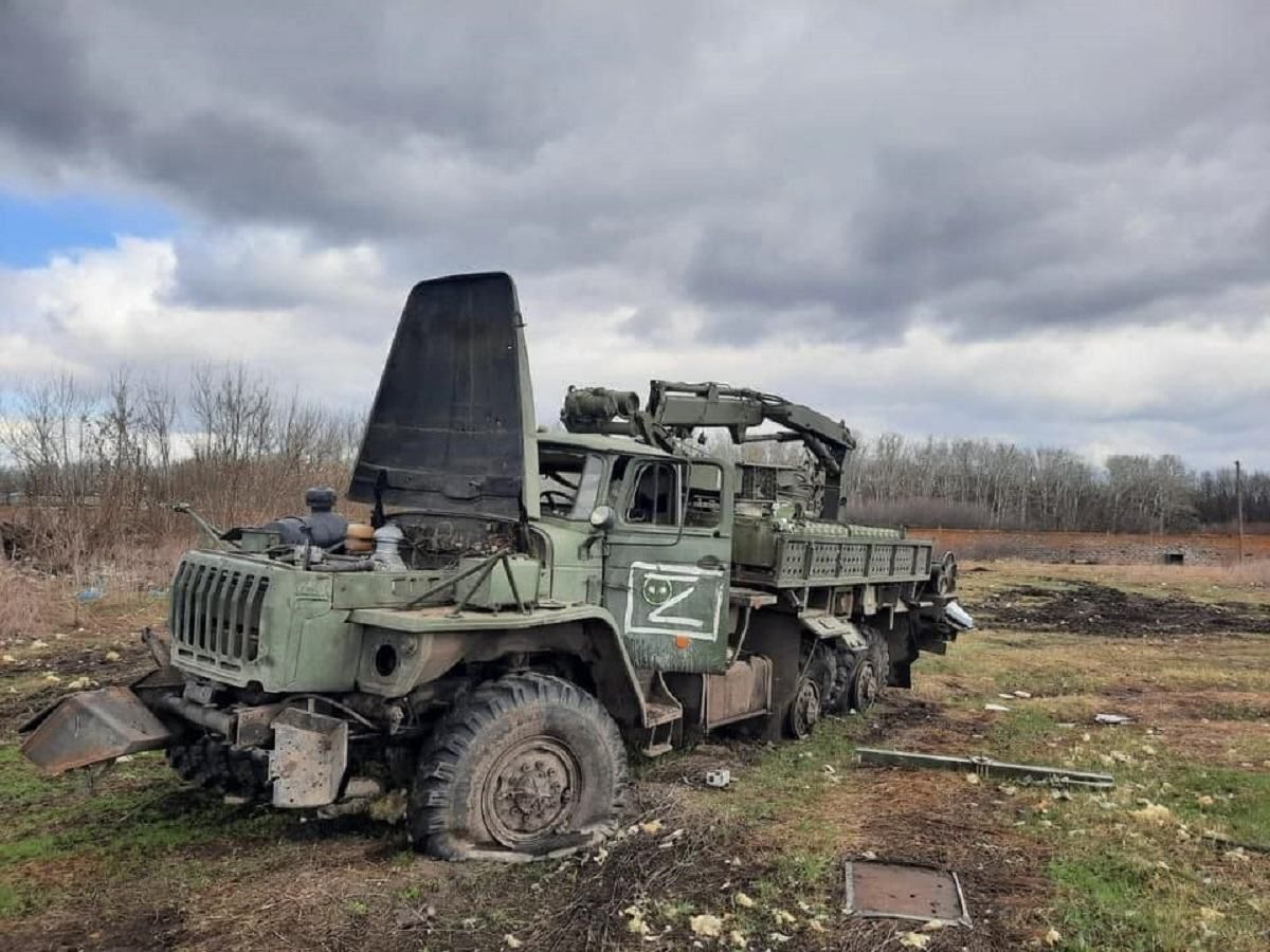 У російського замначальника забезпечення "безслідно зник" цілий КАМАЗ з сухпайками - 24 Канал