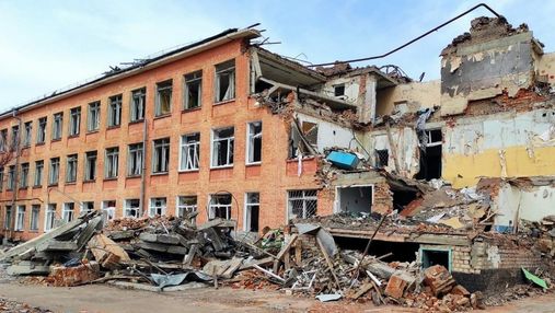 На руинах школы в Чернигове до сих пор находят тела погибших: жуткие фото