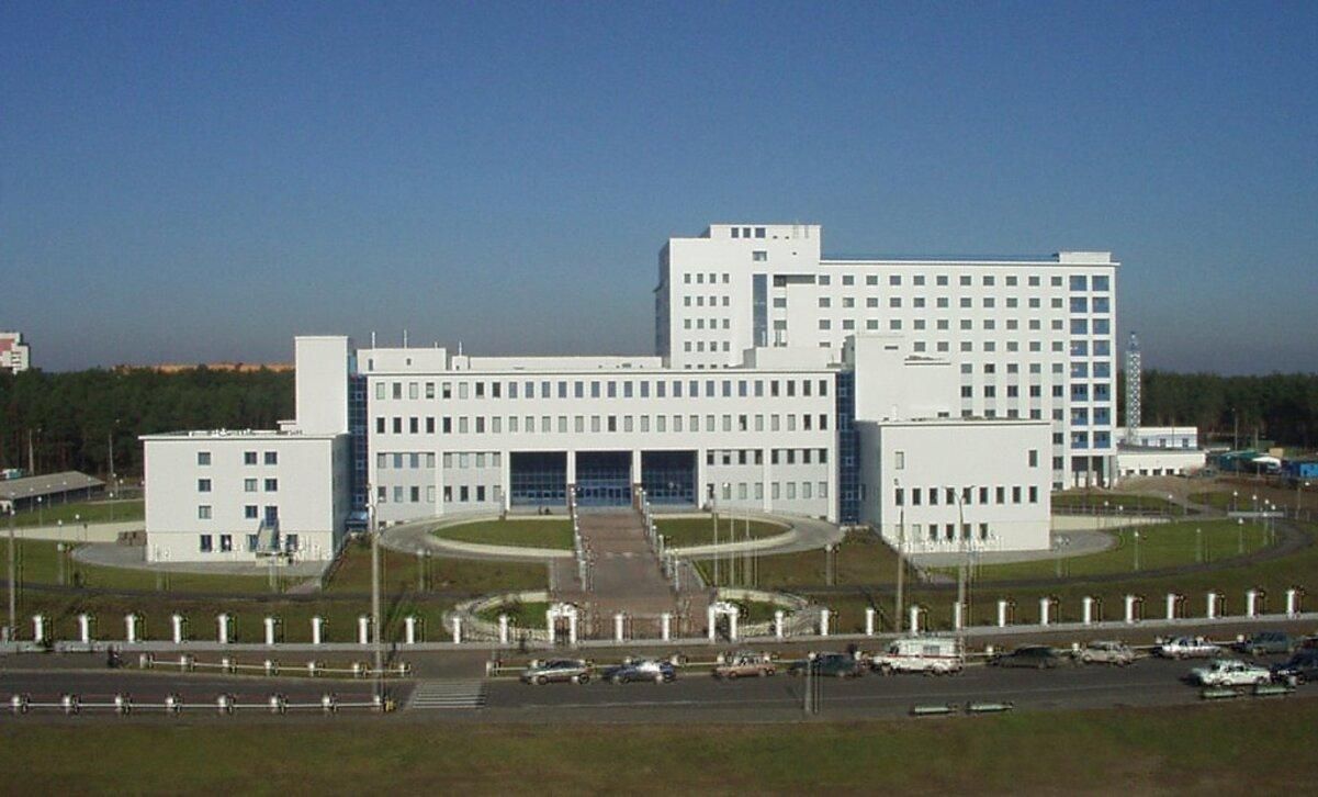 Військові медики Росії виїхали з радіаційного центру Гомеля та забрали опромінених окупантів - 24 Канал Військові медики Росії виїхали з радіаційного центру Гомеля та забрали опромінених окупантів - 24 Канал