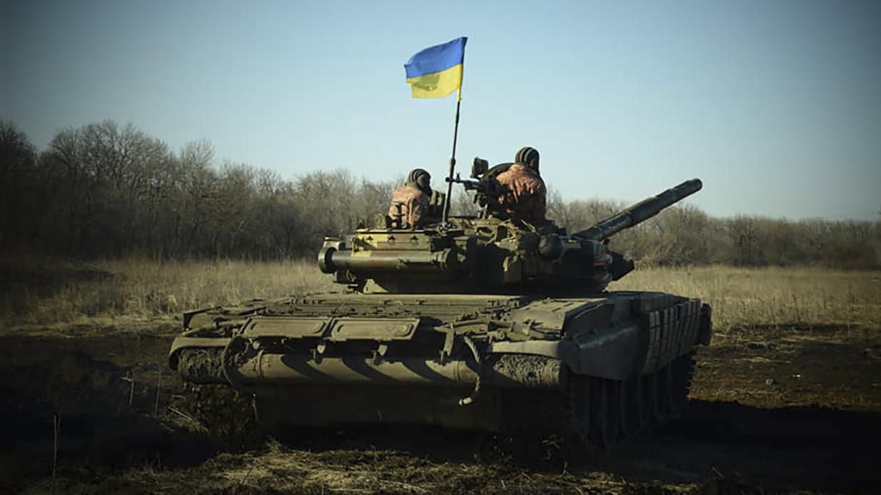 На Донбассе украинские бойцы отбили 8 атак врага: уничтожили самолет и кучу техники На Донбассе украинские бойцы отбили 8 атак врага: уничтожили самолет и кучу техники