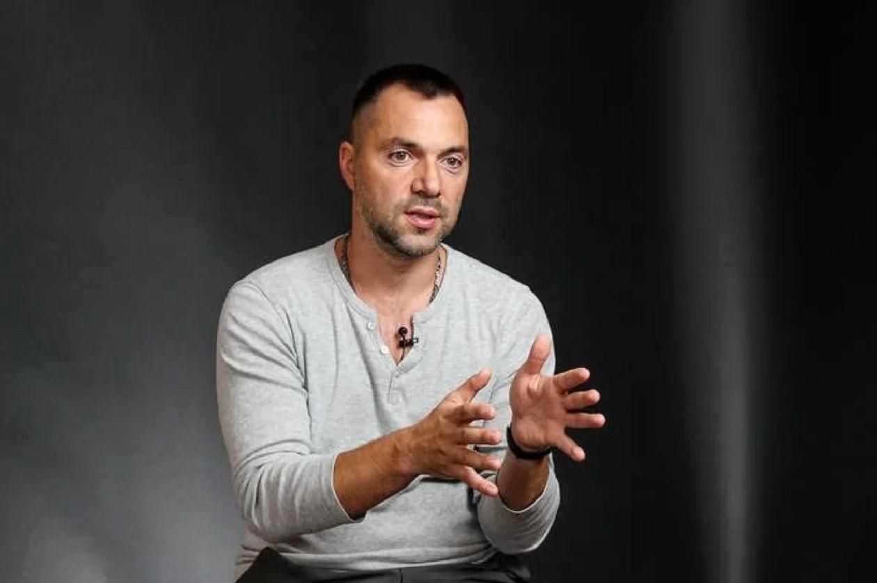 Мелитополь понемногу становится Чернобаевкой, – Арестович рассказал о текущей ситуации на Юге Мелитополь понемногу становится Чернобаевкой, – Арестович рассказал о текущей ситуации на Юге