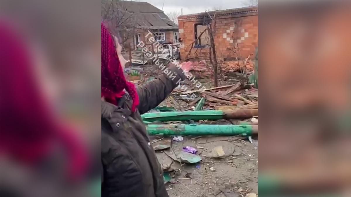 Немає нічого, а колись був мій дім, – на Київщині жінка показала наслідки "русского мира" - 24 Канал Немає нічого, а колись був мій дім, – на Київщині жінка показала наслідки "русского мира" - 24 Канал