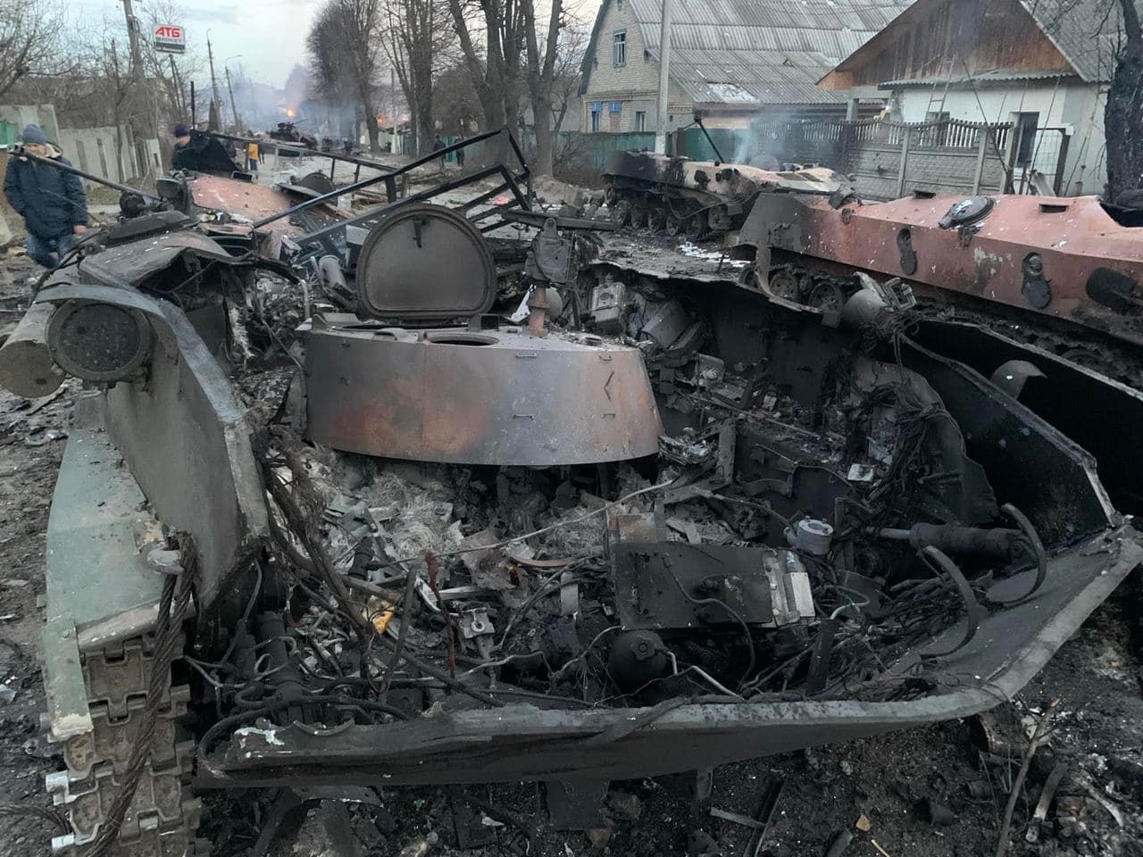 Россия потеряла около роты тактической группы и много техники при попытке взять Александровку Россия потеряла около роты тактической группы и много техники при попытке взять Александровку