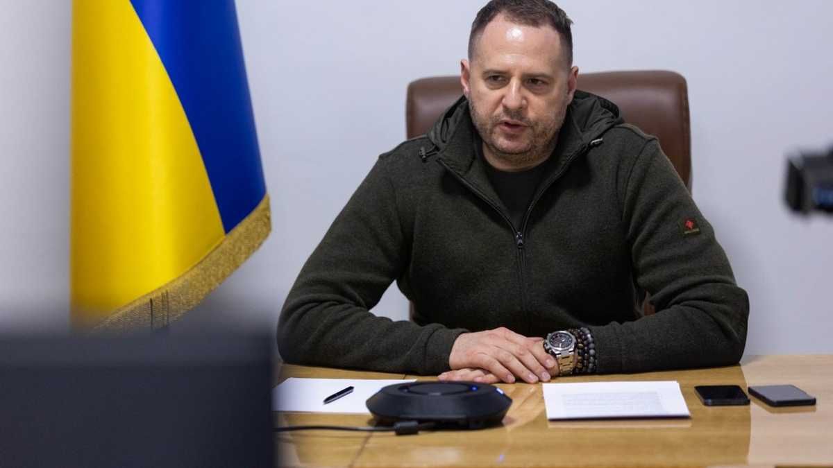 Продовжуємо нищити Росію економічно, – Єрмак заявив, що Росію таки настигне нафтове ембарго - 24 Канал Продовжуємо нищити Росію економічно, – Єрмак заявив, що Росію таки настигне нафтове ембарго - 24 Канал