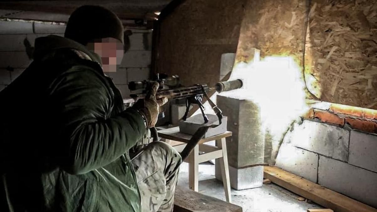 Снайпер ССО у себя на позиции: военные показали чрезвычайно ценное и историческое фото Снайпер ССО у себя на позиции: военные показали чрезвычайно ценное и историческое фото