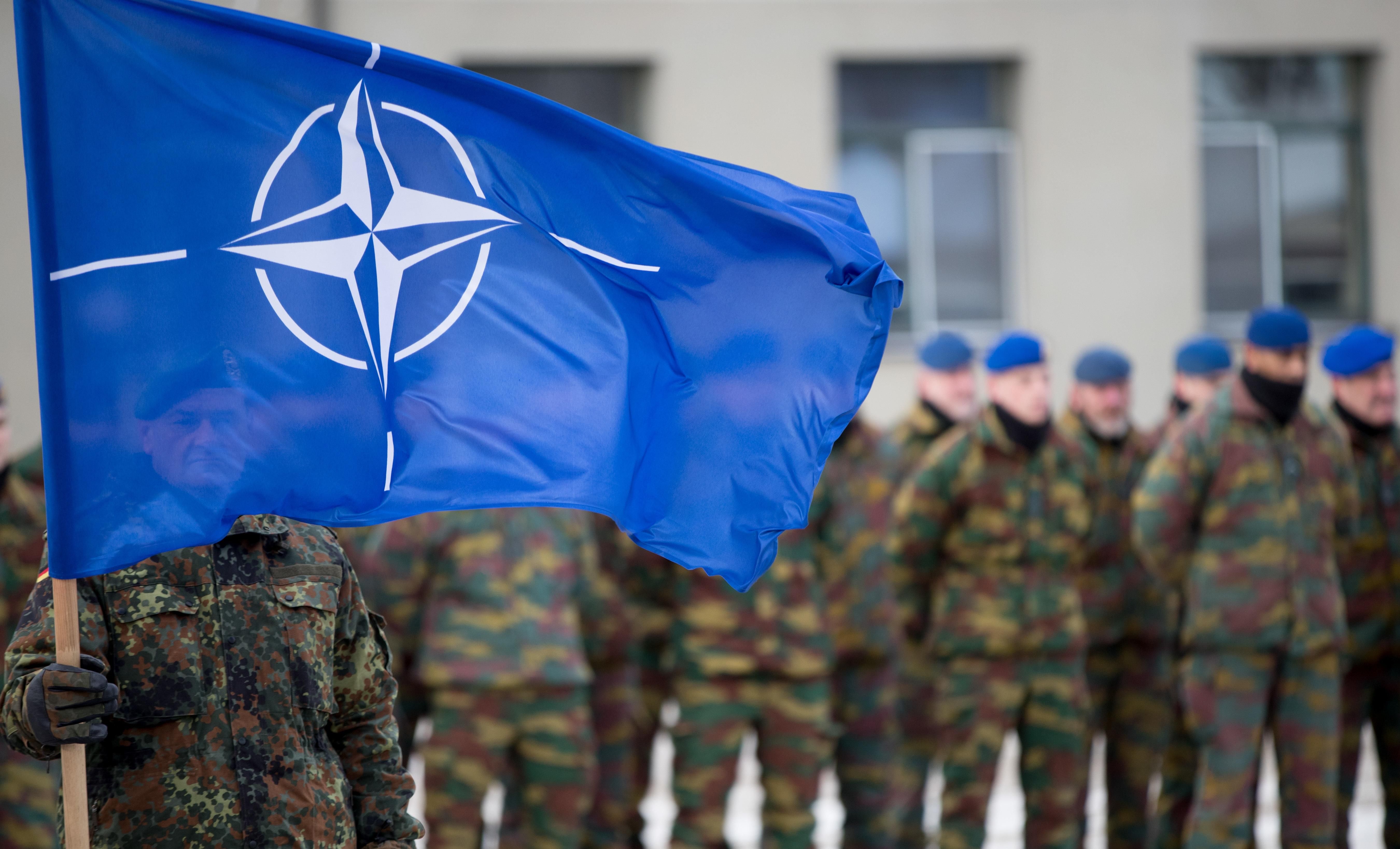 В НАТО могут научить украинских военных использовать современное вооружение