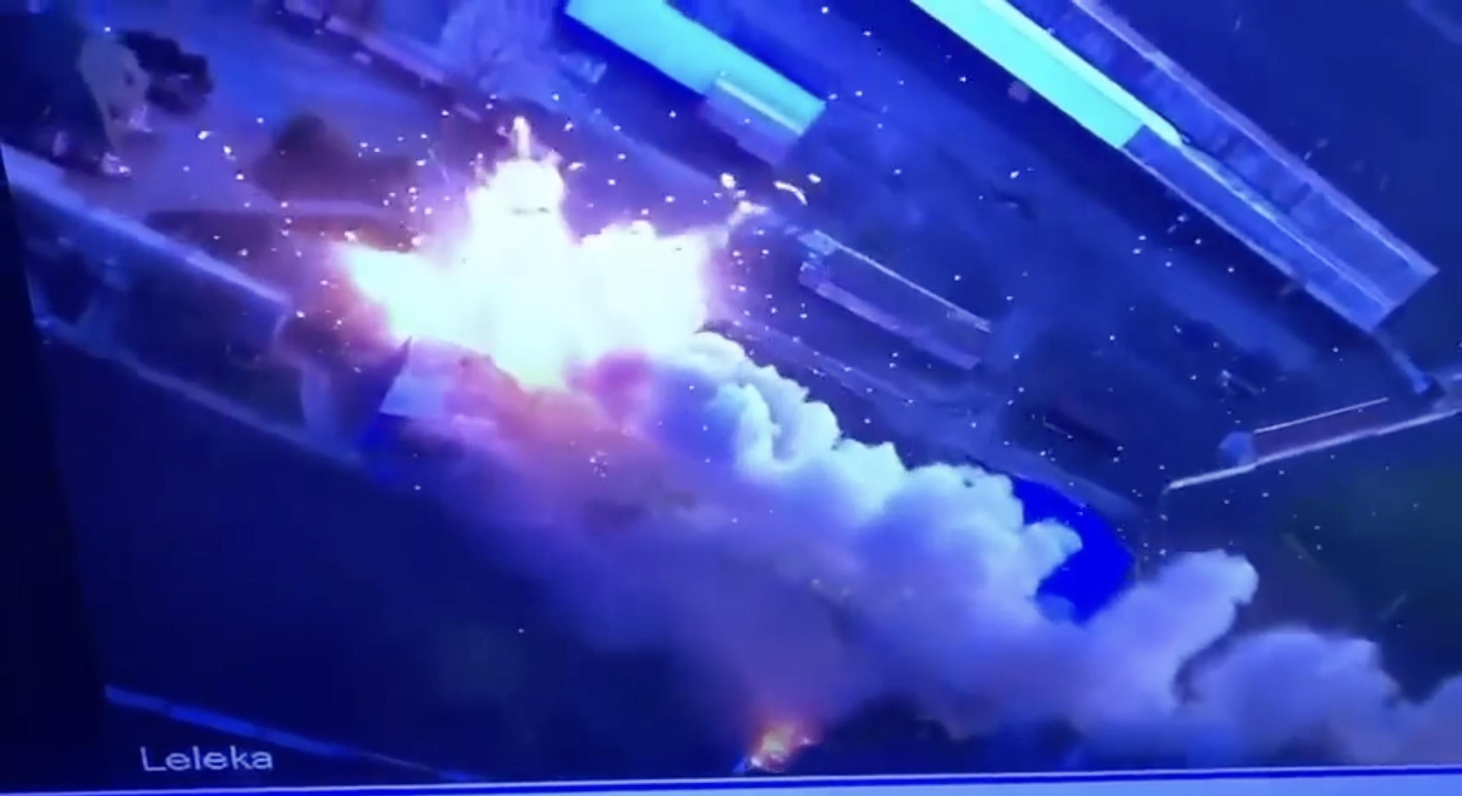 На Донетчине красиво загорелся склад с боеприпасами врага - 24 Канал На Донетчине красиво загорелся склад с боеприпасами врага - 24 Канал