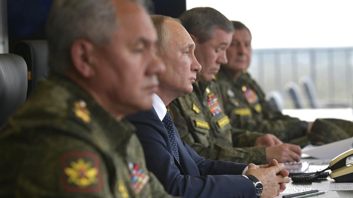 Британия рассматривает введение санкций против российских генералов