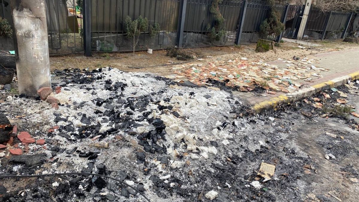 В Ирпене оккупанты сожгли десятки Библий