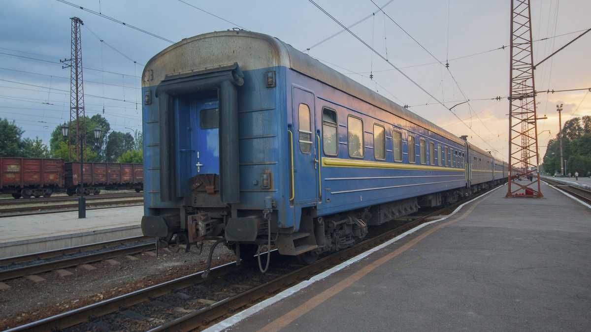 Усиленная эвакуация: на 11 апреля назначили 6 дополнительных поездов из Востока Украины