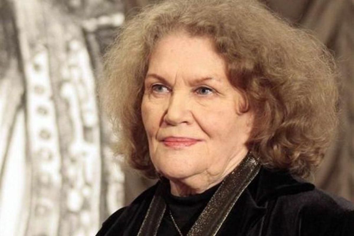 Ліна Костенко не пропонувала перейменовувати станції метро у Києві - 24 Канал Ліна Костенко не пропонувала перейменовувати станції метро у Києві - 24 Канал