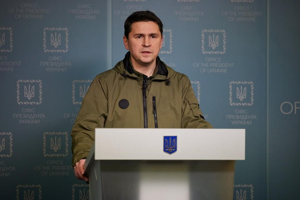 Украина больше не просит закрыть небо, но нуждается в оружии, – Подоляк Украина больше не просит закрыть небо, но нуждается в оружии, – Подоляк