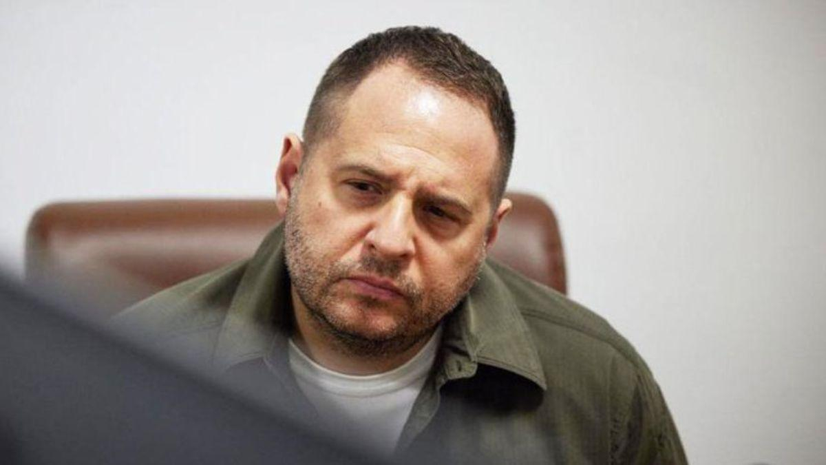 Возможность лишить Россию способности продолжать агрессию, – Ермак о битве за Донбасс