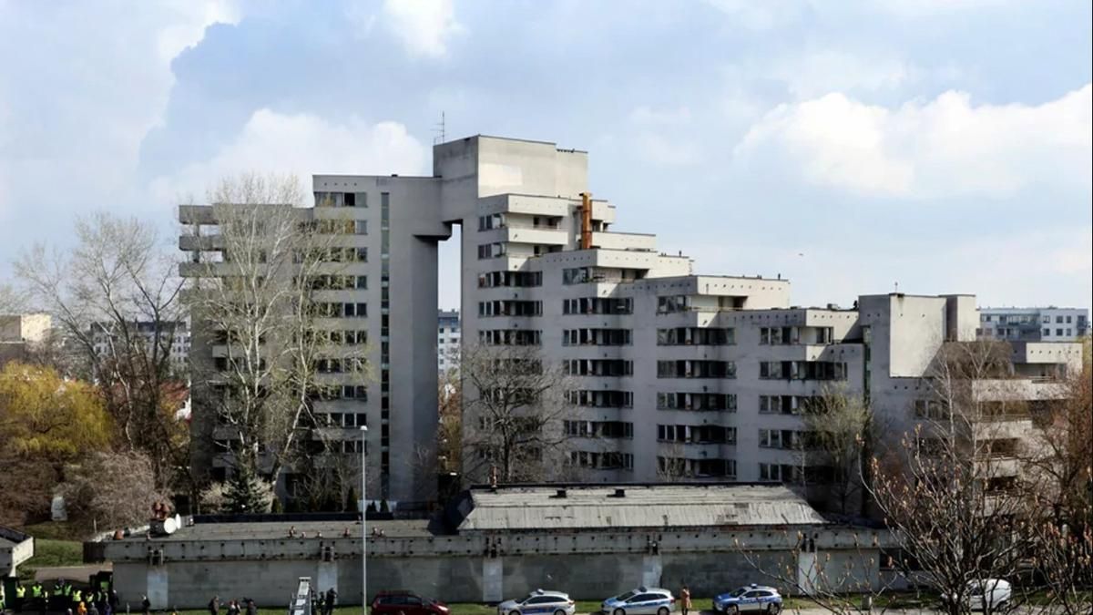 У Варшаві націоналізували й передадуть українцям ЖК "Шпигунове": ним володіла Росія - 24 Канал У Варшаві націоналізували й передадуть українцям ЖК "Шпигунове": ним володіла Росія - 24 Канал