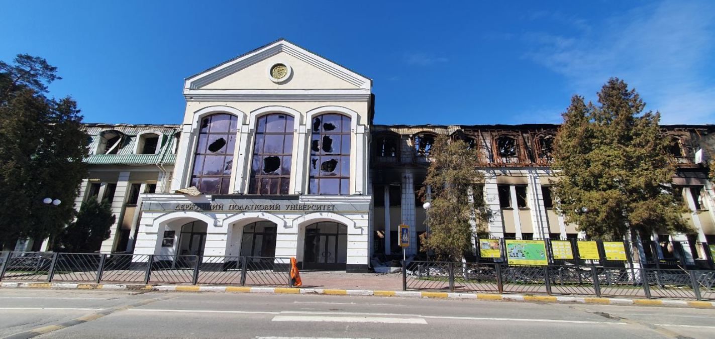 Під час окупації в Ірпені постраждав Державний податковий університет - Освіта