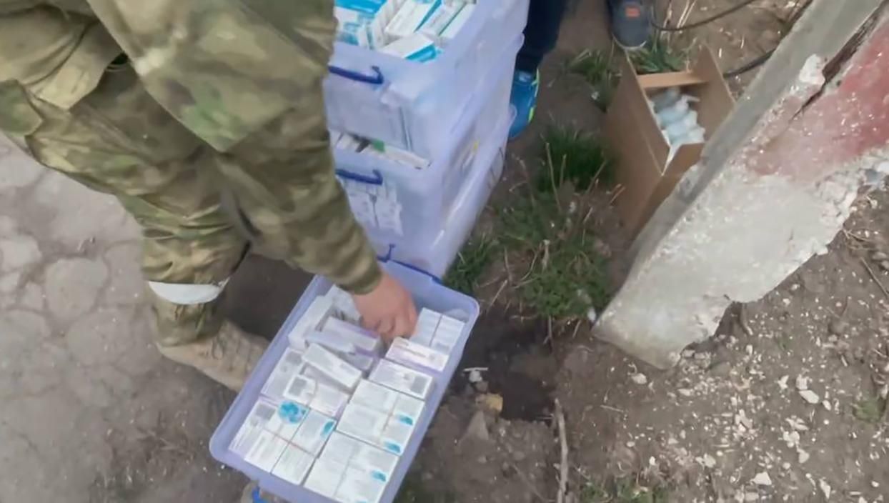 Відсутність ліків і допомоги: у єдиній робочій лікарні Маріуполя ошиваються окупанти - 24 Канал Відсутність ліків і допомоги: у єдиній робочій лікарні Маріуполя ошиваються окупанти - 24 Канал