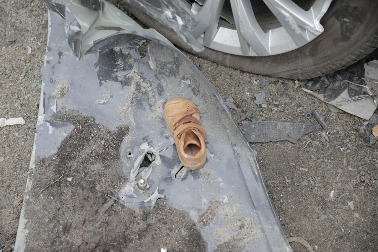 Россияне из БМП расстреляли автомобиль: погибли женщины и дети – жуткие подробности Россияне из БМП расстреляли автомобиль: погибли женщины и дети – жуткие подробности