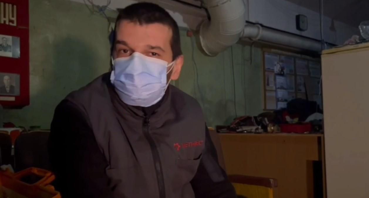 Азов показав постраждалих від ймовірної хімічної атаки у Маріуполі