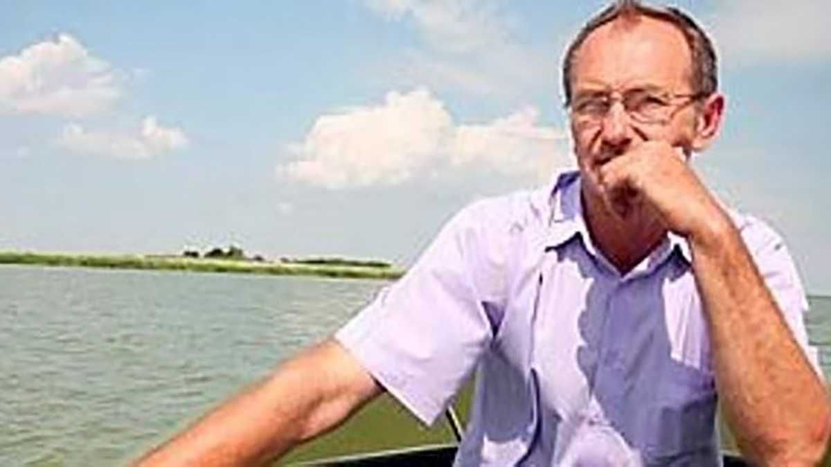 Из плена выпустили старосту Старой Збурьевки Виктора Маруняка - 24 Канал Из плена выпустили старосту Старой Збурьевки Виктора Маруняка - 24 Канал