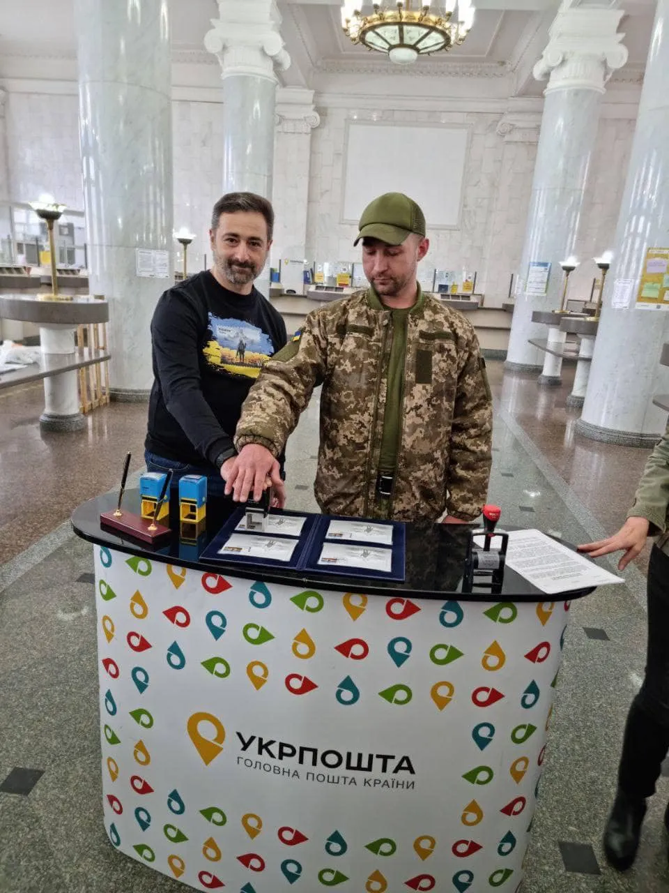 Роман Грибов на презентації нової марки Роман Грибов на презентації нової марки