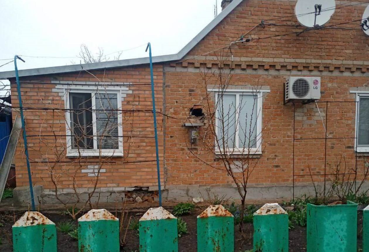 Окупанти атакували фосфорними бомбами село на Запоріжжі: зруйновані будинки - 24 Канал