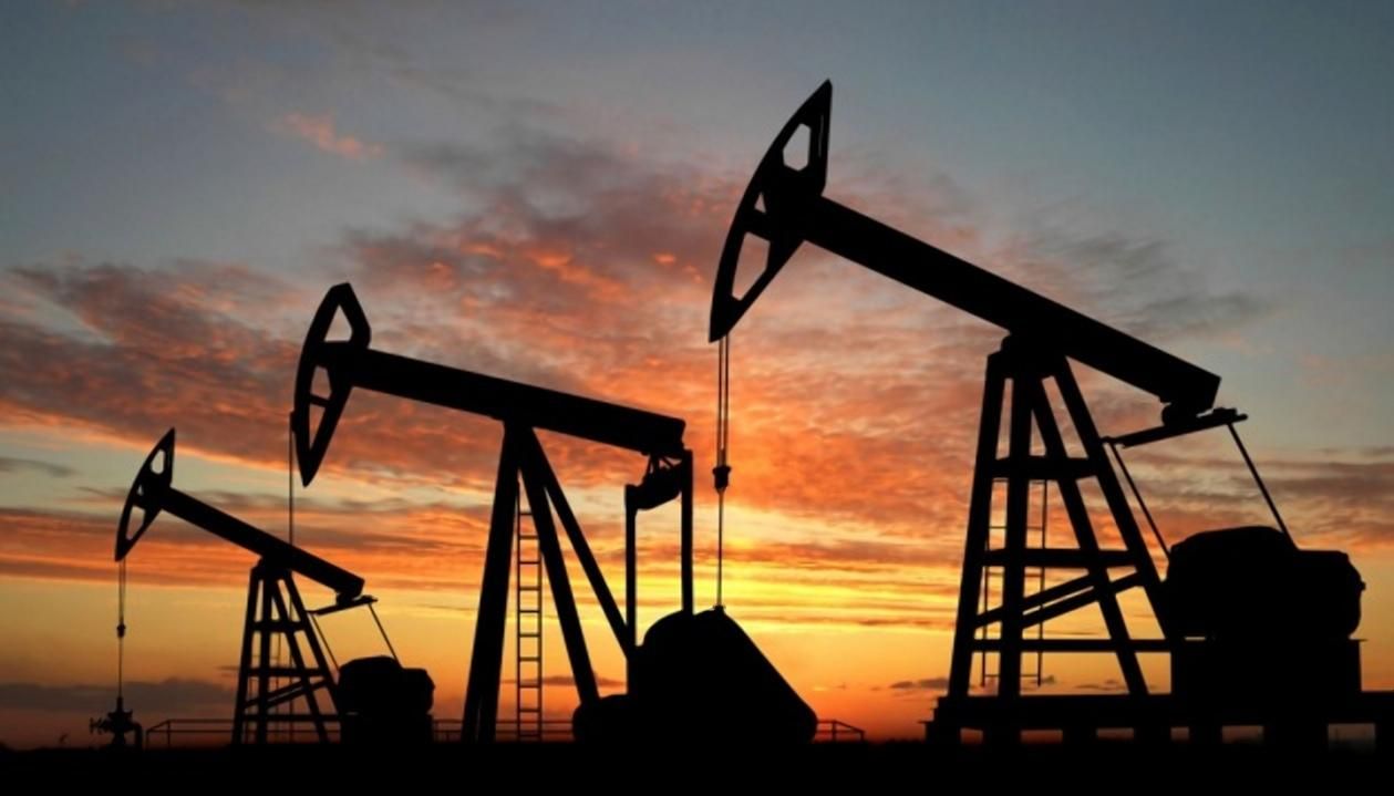 Россия резко сократила добычу нефти из-за санкций, – Reuters