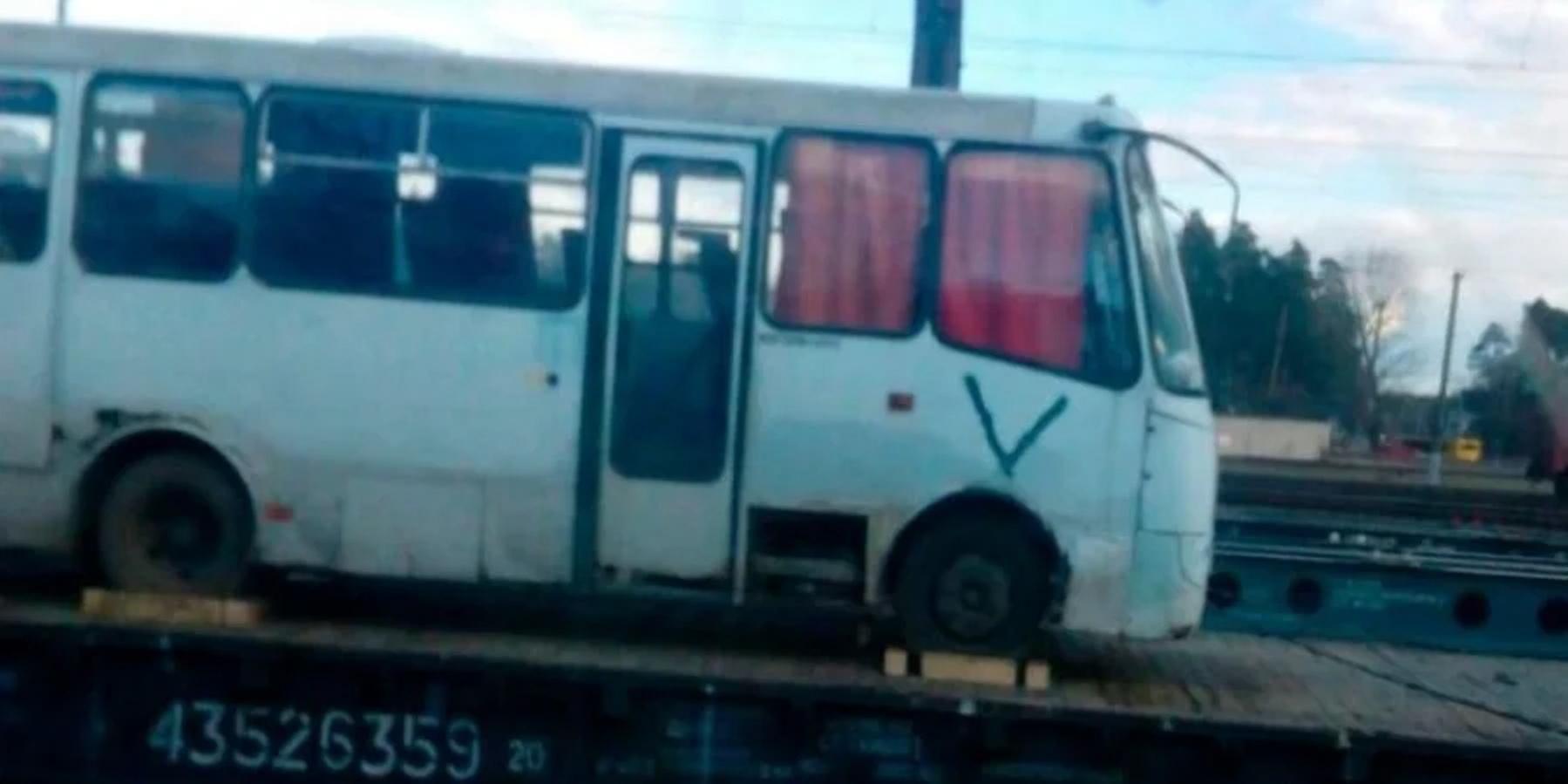 В Минске в эшелоне заметили маршрутку, которую россияне украли в Украине - 24 Канал В Минске в эшелоне заметили маршрутку, которую россияне украли в Украине - 24 Канал