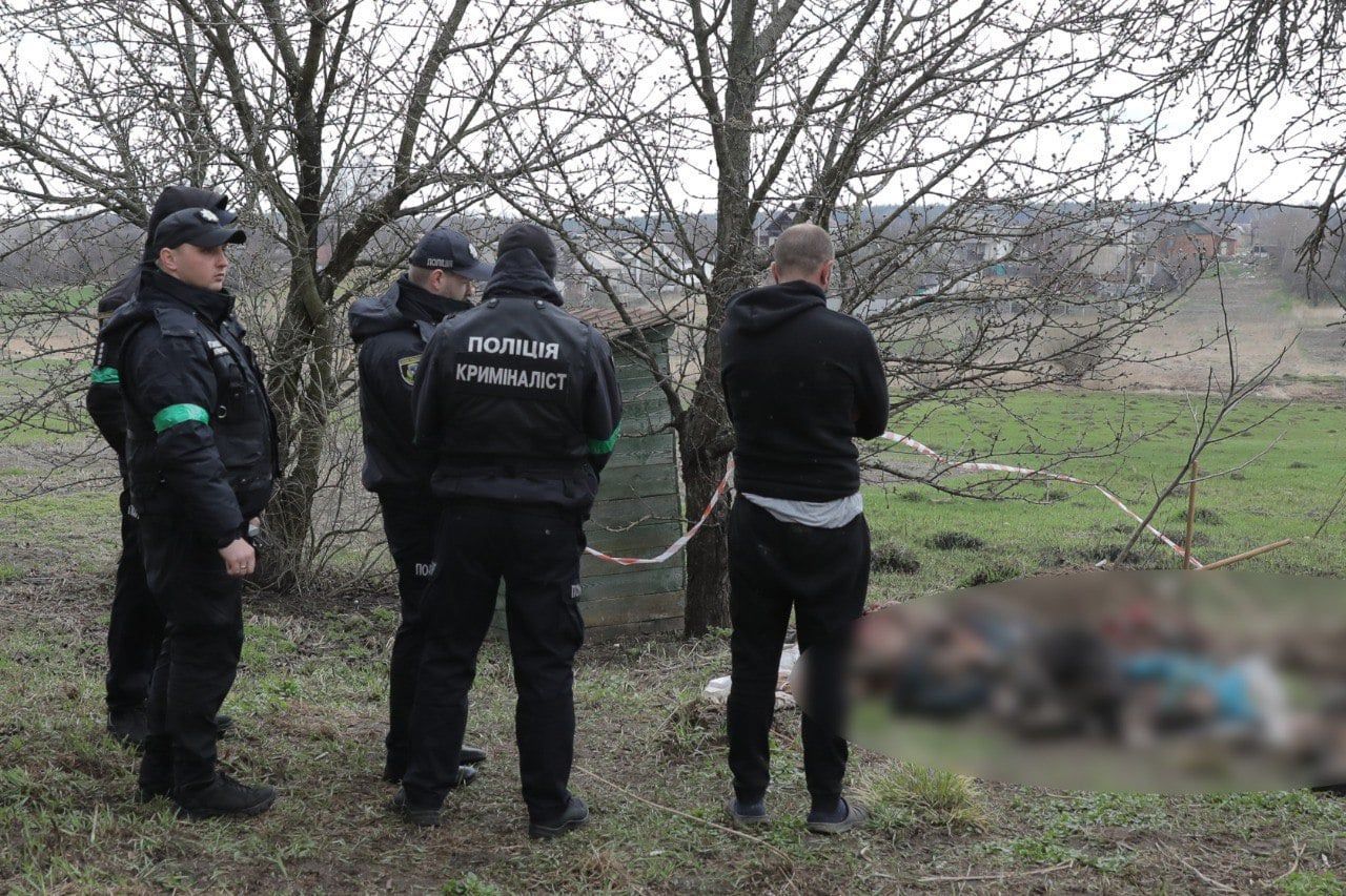 Обнаруженных тел погибших во время оккупации мирных людей на Киевщине – уже более 720, – МВД - 24 Канал Обнаруженных тел погибших во время оккупации мирных людей на Киевщине – уже более 720, – МВД - 24 Канал