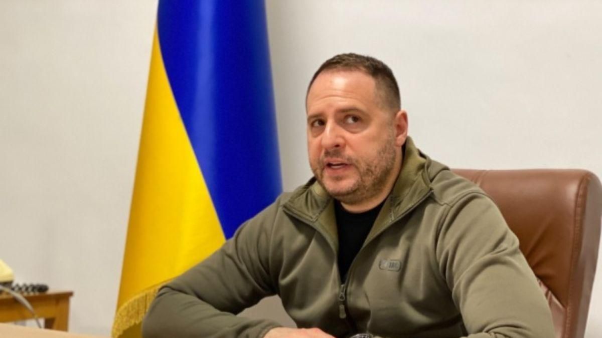 Єрмак попросив у США важче озброєння для захисту від окупантів - 24 Канал Єрмак попросив у США важче озброєння для захисту від окупантів - 24 Канал