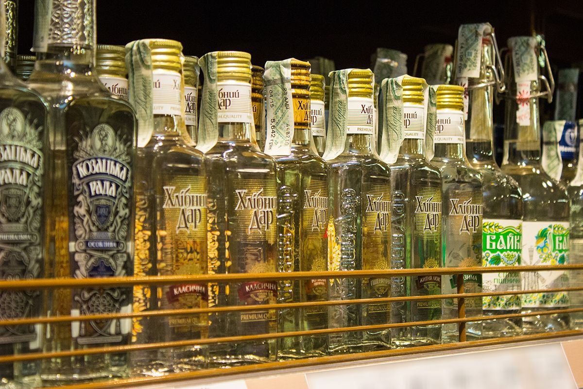На Ровненщине разрешили продавать алкоголь, но установили временные рамки На Ровненщине разрешили продавать алкоголь, но установили временные рамки