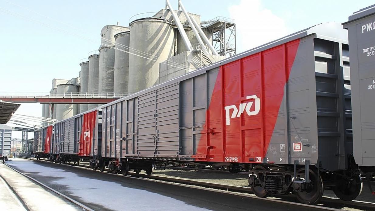В России более 150 тысяч железнодорожных вагонов в простое из-за санкций В России более 150 тысяч железнодорожных вагонов в простое из-за санкций