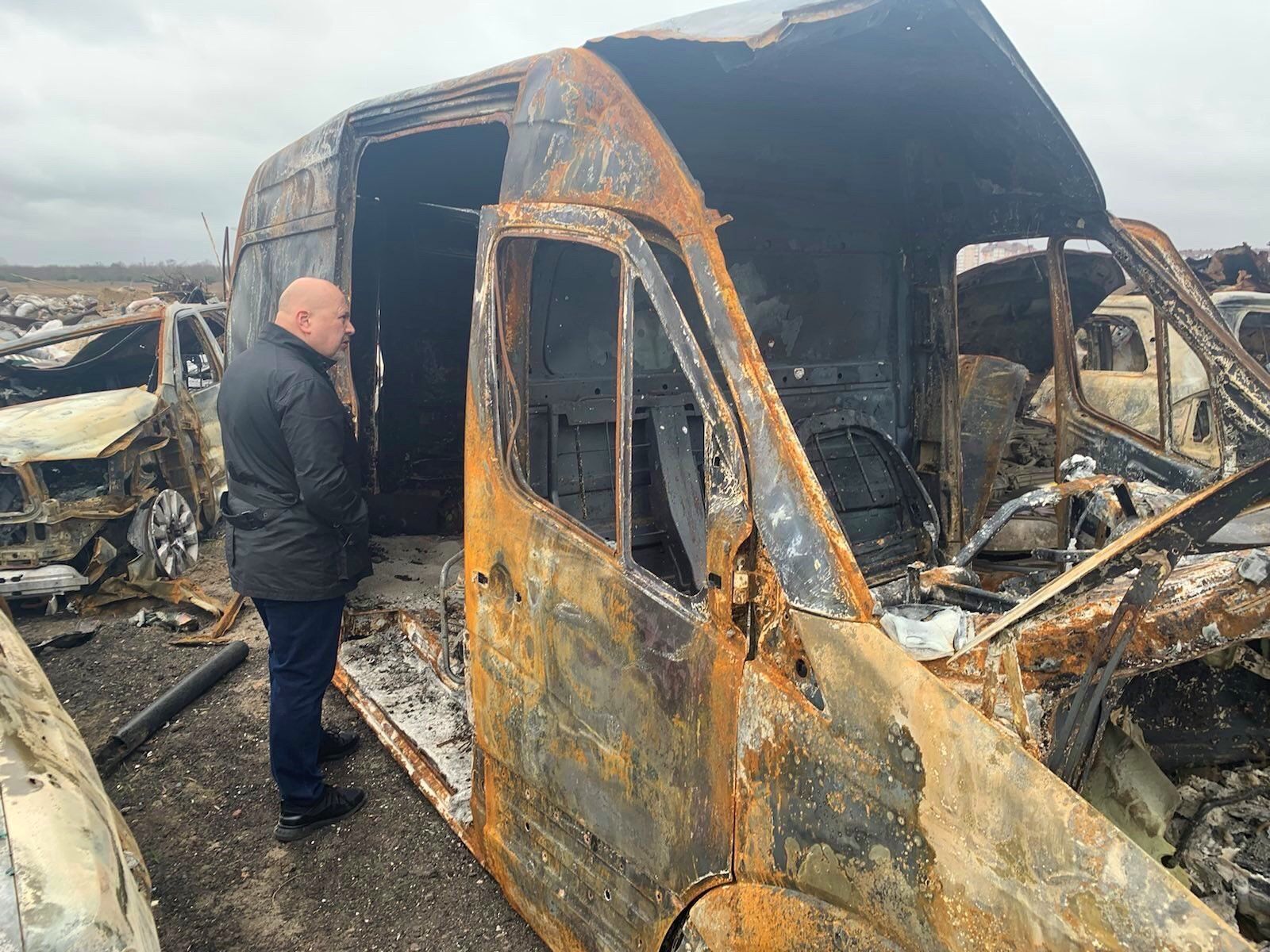 Главный прокурор Международного уголовного суда посетил Бучу - 24 Канал Главный прокурор Международного уголовного суда посетил Бучу - 24 Канал