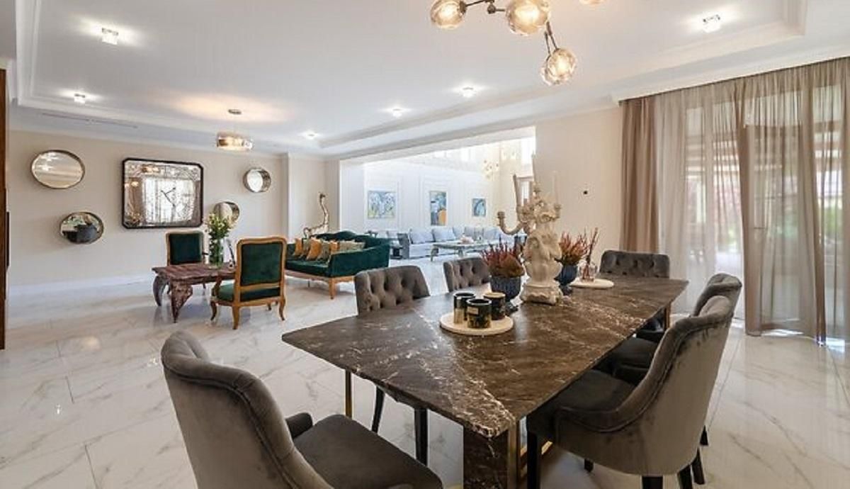 700 квадратів вартістю 13 тисяч доларів за місяць: фото будинку, де ховався Медведчук 700 квадратів вартістю 13 тисяч доларів за місяць: фото будинку, де ховався Медведчук