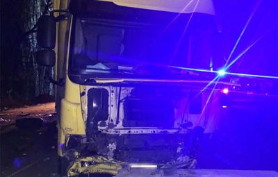 На Хмельнитчине пьяный водитель фуры въехал в блокпост: погиб военный, еще есть травмированные