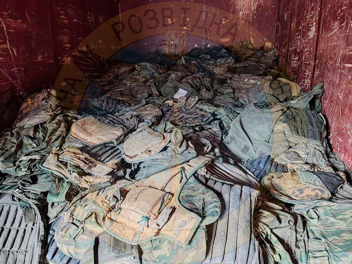 Мобілізованих росіян забезпечують списаними бронежилетами - 24 Канал Мобілізованих росіян забезпечують списаними бронежилетами - 24 Канал