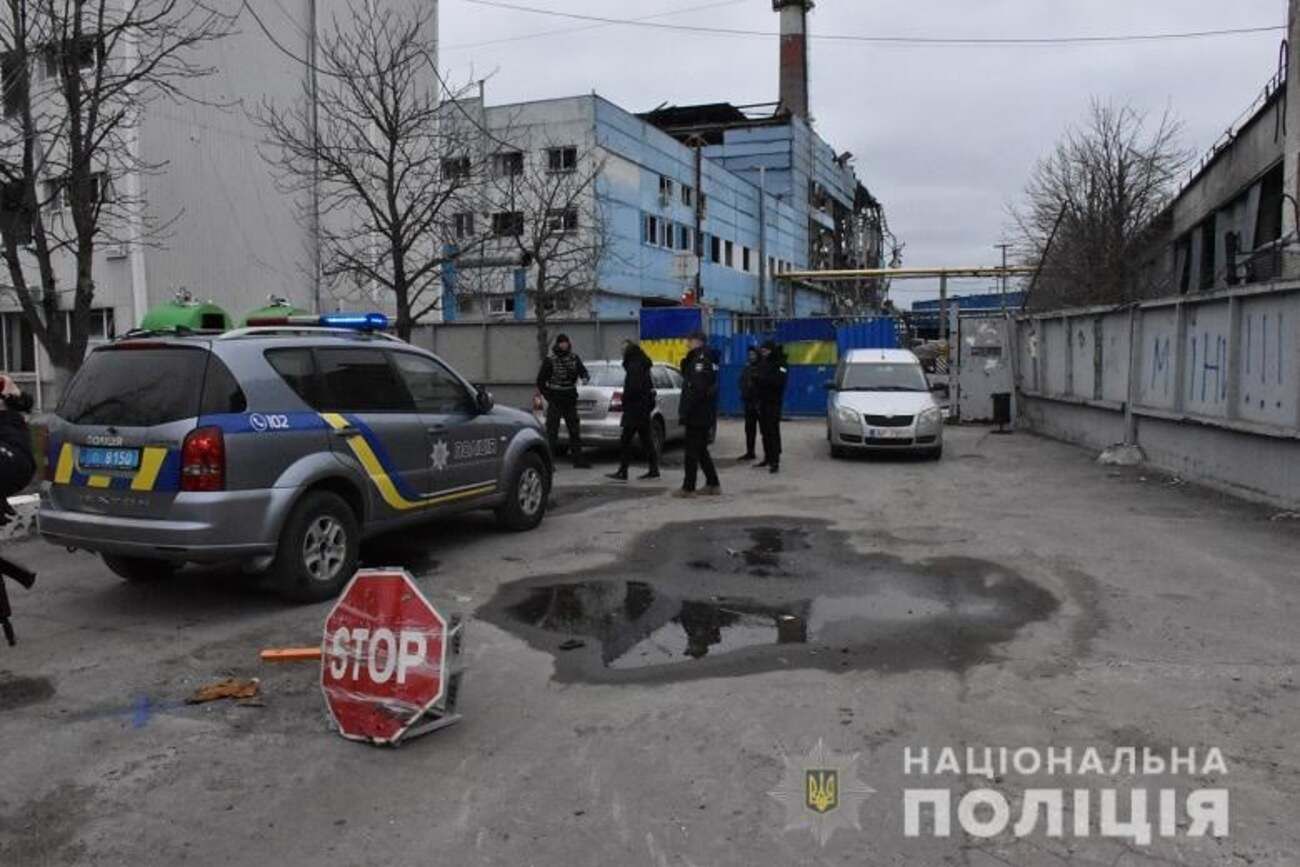 Полиция фиксирует военные преступления России в Гостомеле: фото из разрушенного города
