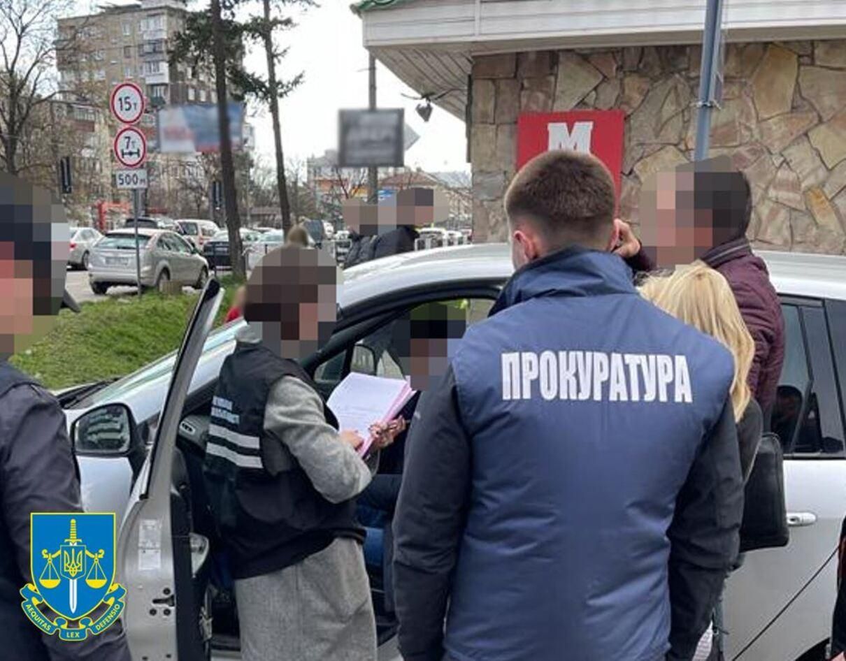 Из-за взяточничества уволили должностных лиц Львовской железной дороги Из-за взяточничества уволили должностных лиц Львовской железной дороги