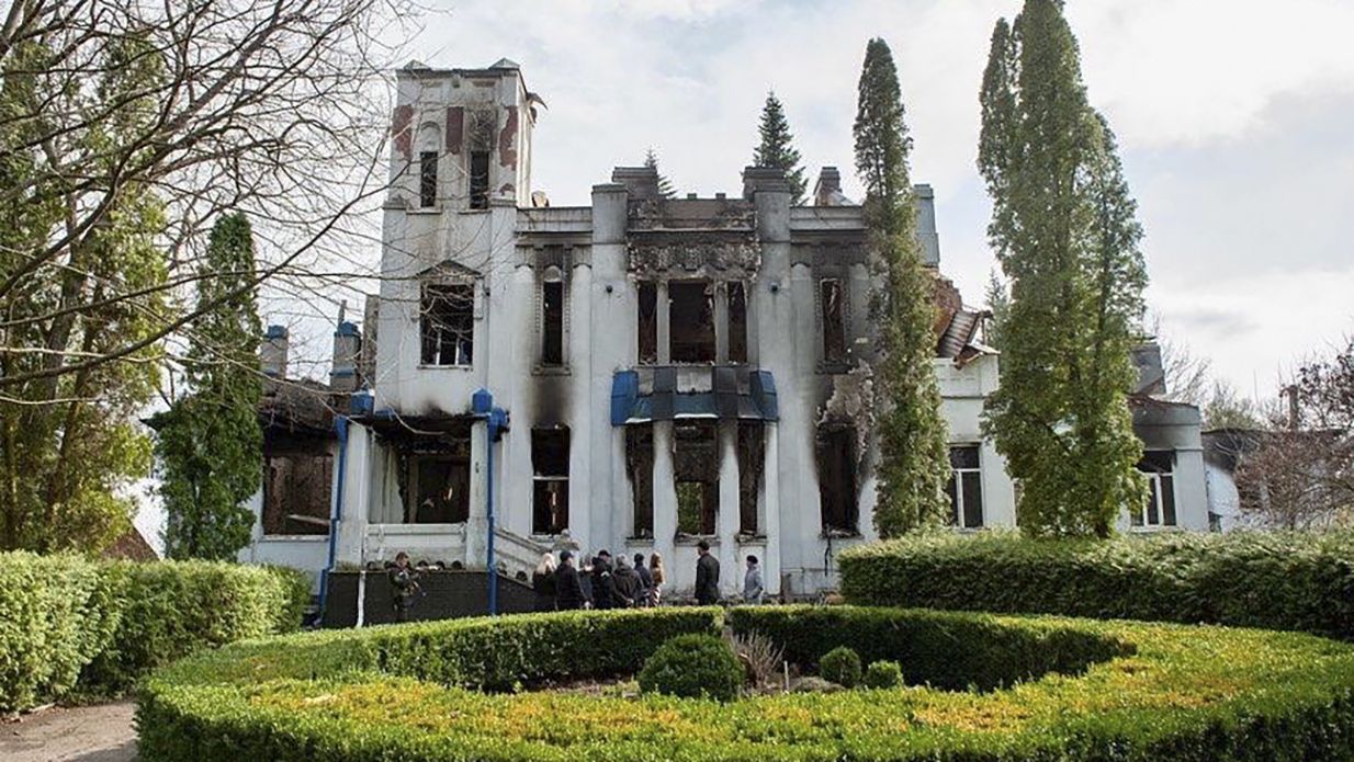 Сумщина подверглась значительным разрушениям: многие памятники архитектуры уничтожены – фото Сумщина подверглась значительным разрушениям: многие памятники архитектуры уничтожены – фото