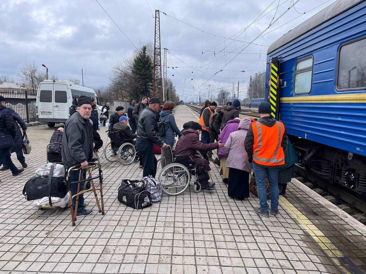 Евакуаціяйні потяги Укрзалізниці 15 квітня - 24 Канал