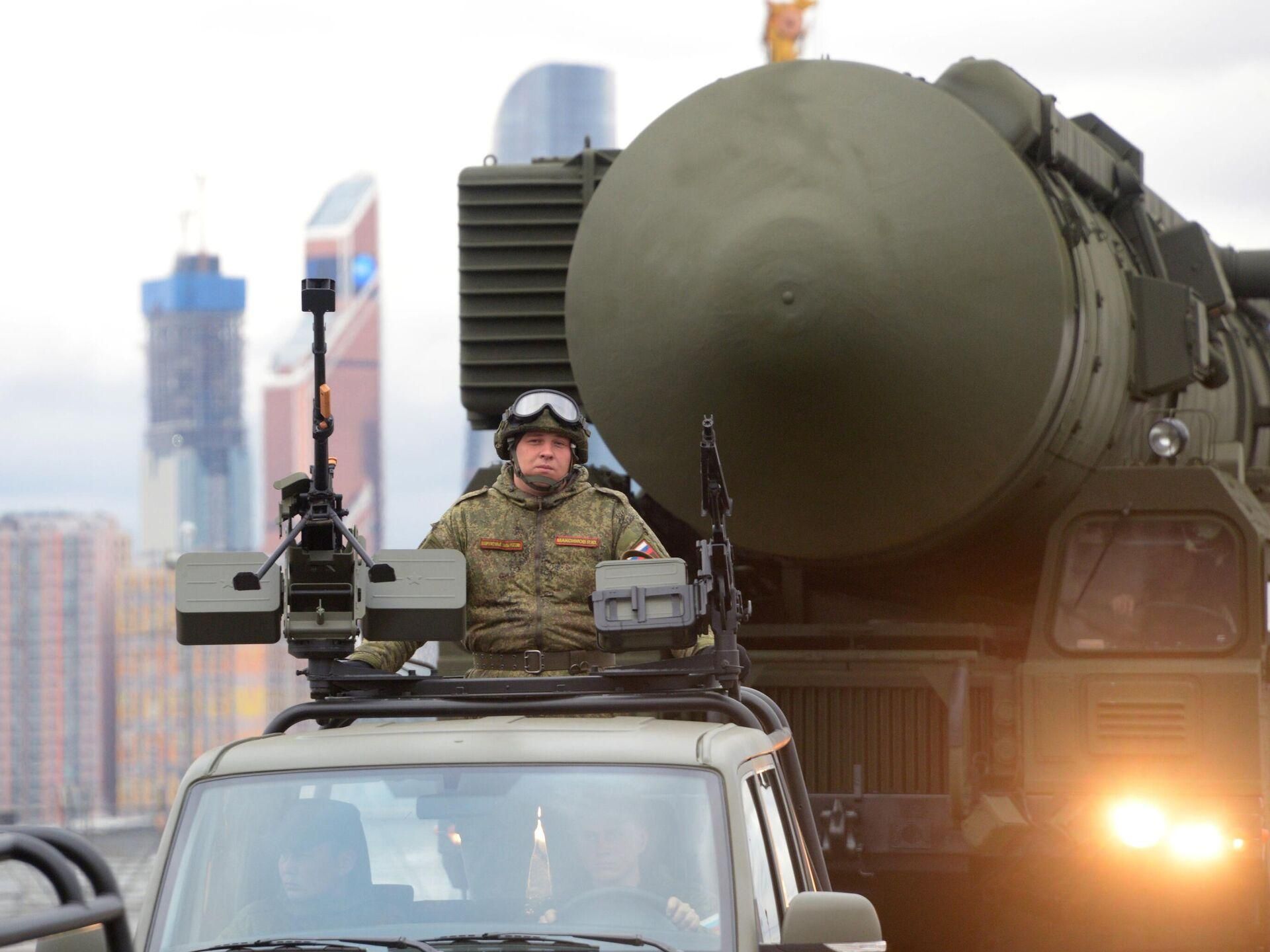 "Ядерна зброя – останній козир Путіна": МВС про те, як Росія розводить паніку і сіє вкиди - 24 Канал