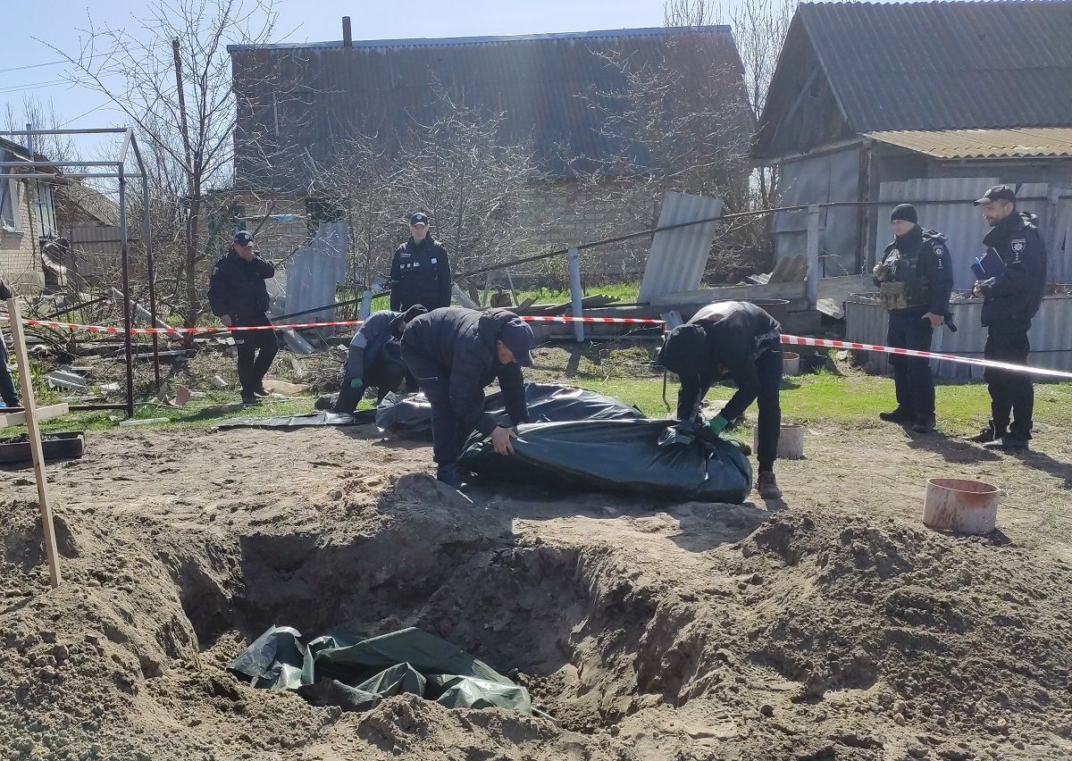 "Сафарі на українців": окупанти, граючись, вбили двох жителів Київщини - 24 Канал "Сафарі на українців": окупанти, граючись, вбили двох жителів Київщини - 24 Канал