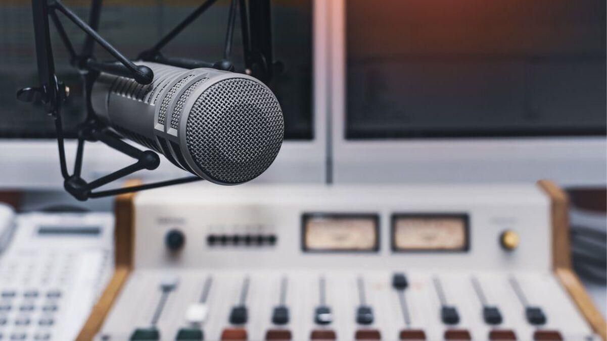 Окупанти на Херсонщині викрали обладнання "Радіо Крим.Реалії" - 24 Канал Окупанти на Херсонщині викрали обладнання "Радіо Крим.Реалії" - 24 Канал