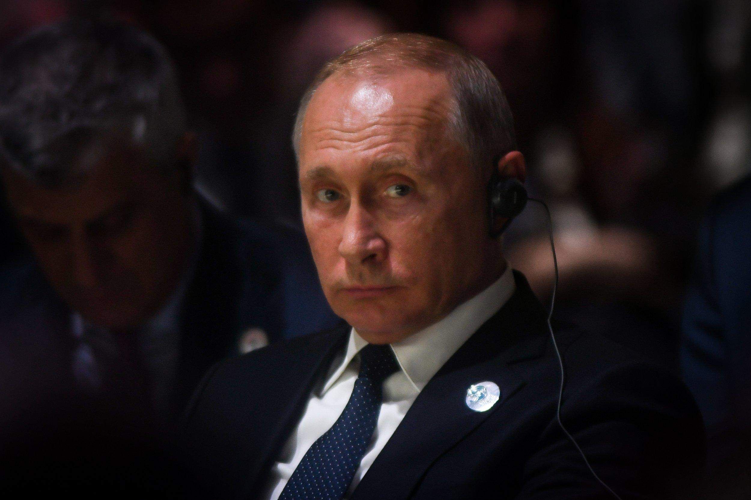 Путін боїться росіян у будь-якому варіанті, – Арестович - 24 Канал