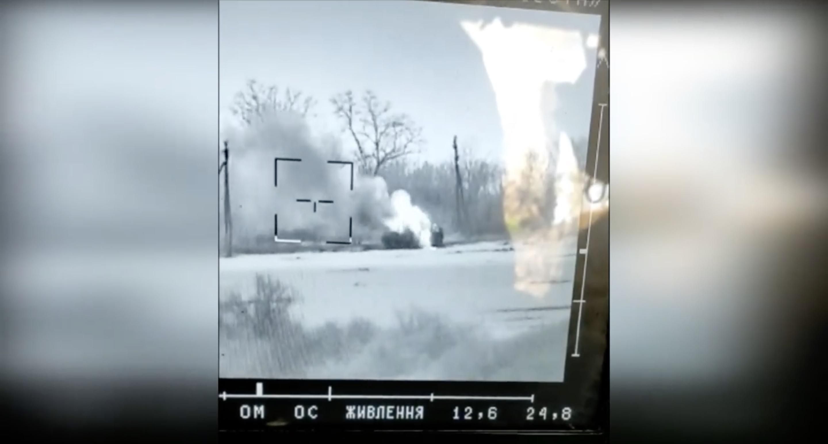 Мобільні групи протитанкістів далі успішно знищують російську бронетехніку: потужне відео - 24 Канал
